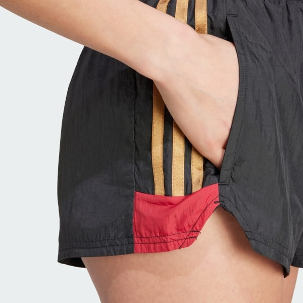 Quần short adidas 3 Sọc Tiro Mùa Hè Nữ - IW6801