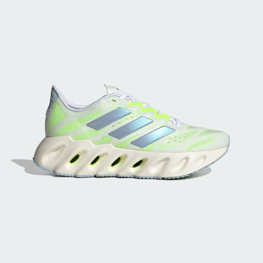 Giày chạy bộ adidas Switch Fwd Nữ - FZ5685