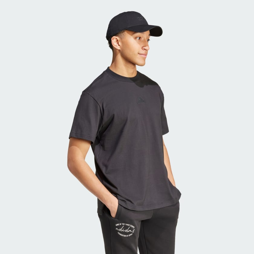 Áo T-shirt adidas Brand Love Nam - IW3539