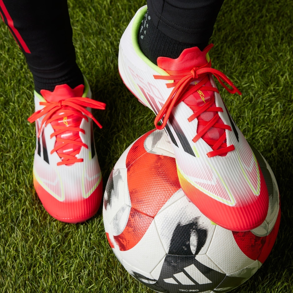 Giày bóng đá adidas F50 League Firm/Multi-Ground Unisex - IE1289