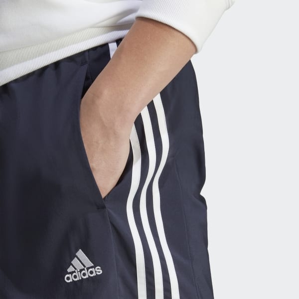 Quần short adidas Chelsea 3 Sọc Essentials AEROREADY Nam - IC1485