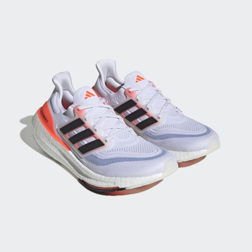 Giày chạy bộ unisex adidas ULTRABOOST LIGHT - HQ6351