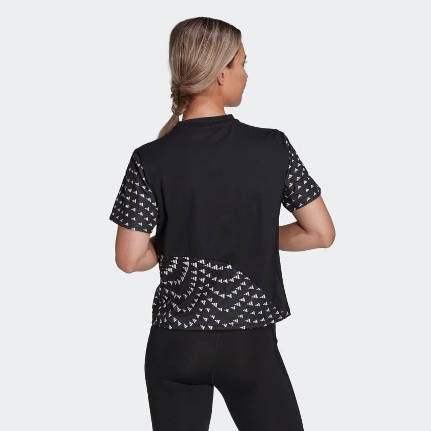 Áo T-shirt Brand Love Run It Nữ adidas HM4285