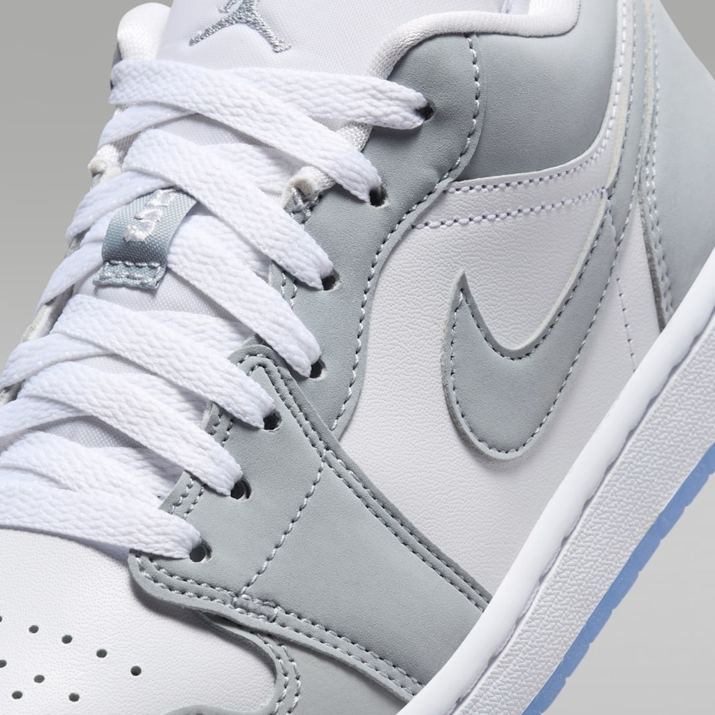 Giày bóng rổ Air Jordan 1 Low Nike Nữ DC0774-105