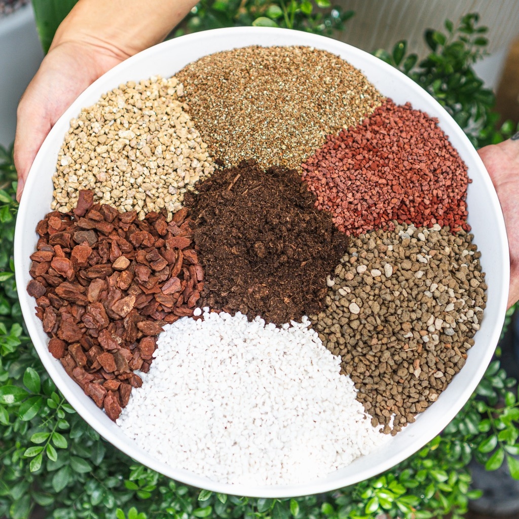 SOIL MIX (~6kg) - Đất trồng sen đá 85% đá khoáng
