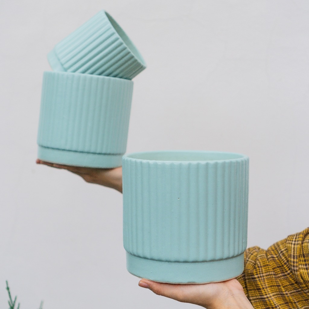 Chậu Trụ Kẻ Pastel