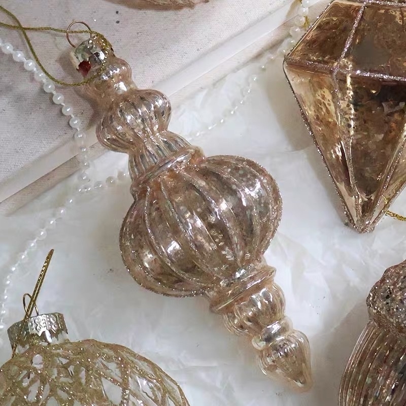 Đồ treo cây thông bằng thủy tinh luxury màu Hổ phách