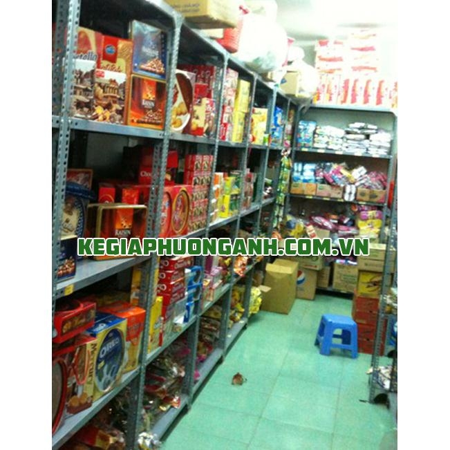 Kệ giá siêu thị