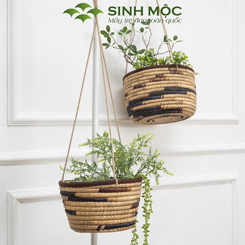 Giỏ lục bình trồng cây lót nilon, chậu trồng cây có quai, giỏ bèo có dây Sinh Mộc - M1009
