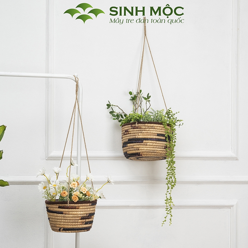Giỏ lục bình trồng cây lót nilon, chậu trồng cây có quai, giỏ bèo có dây Sinh Mộc - M1009