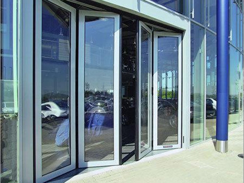 Tìm hiểu về cửa nhựa upvc lõi thép