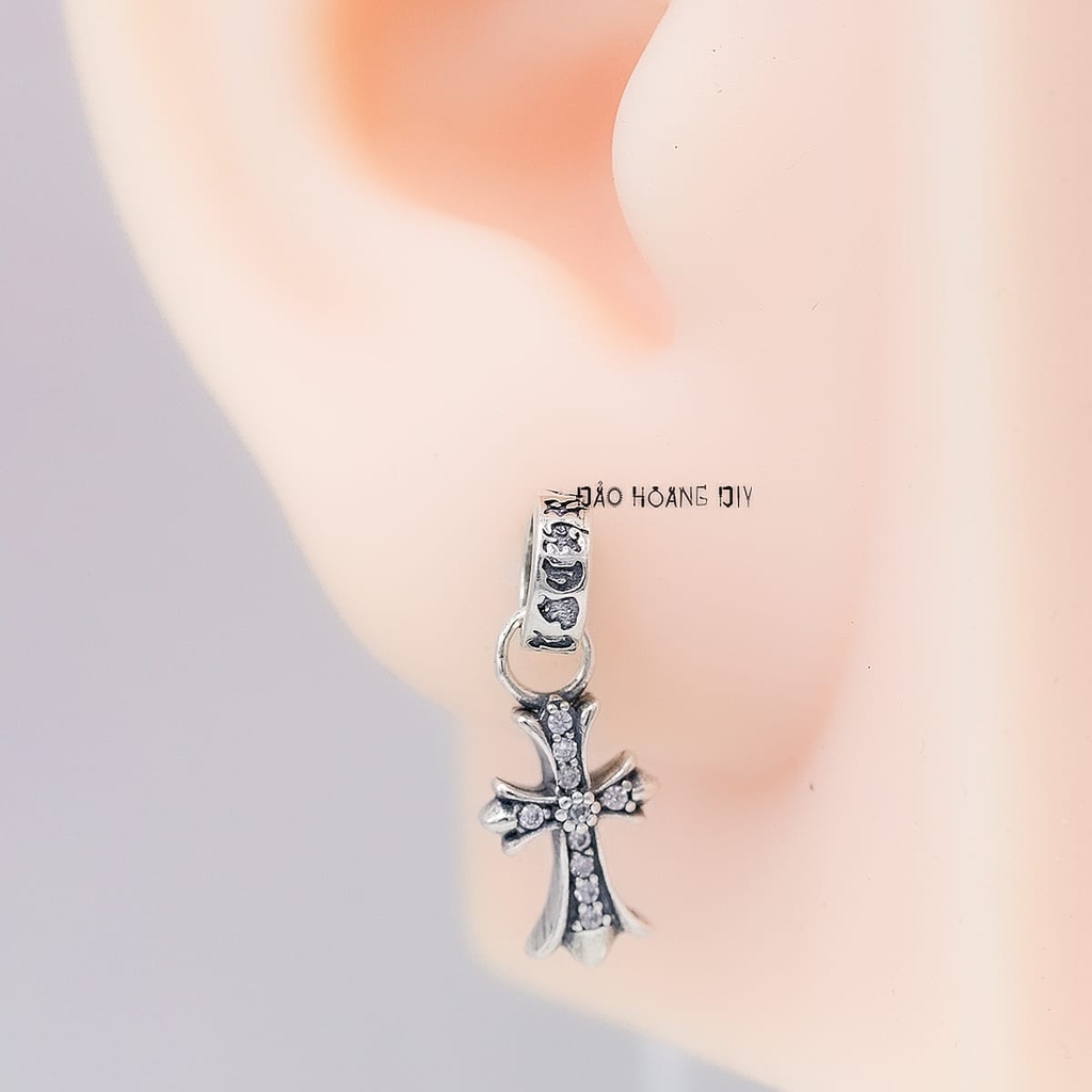 Bông Tai Bạc Nữ Kiểu Nụ S925 Hình Thánh Giá Đính Đá Đẹp H2410240048