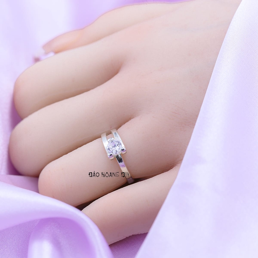 Nhẫn Bạc Nữ Thiết Kế Đính Đá Sang Trọng  N2409020037