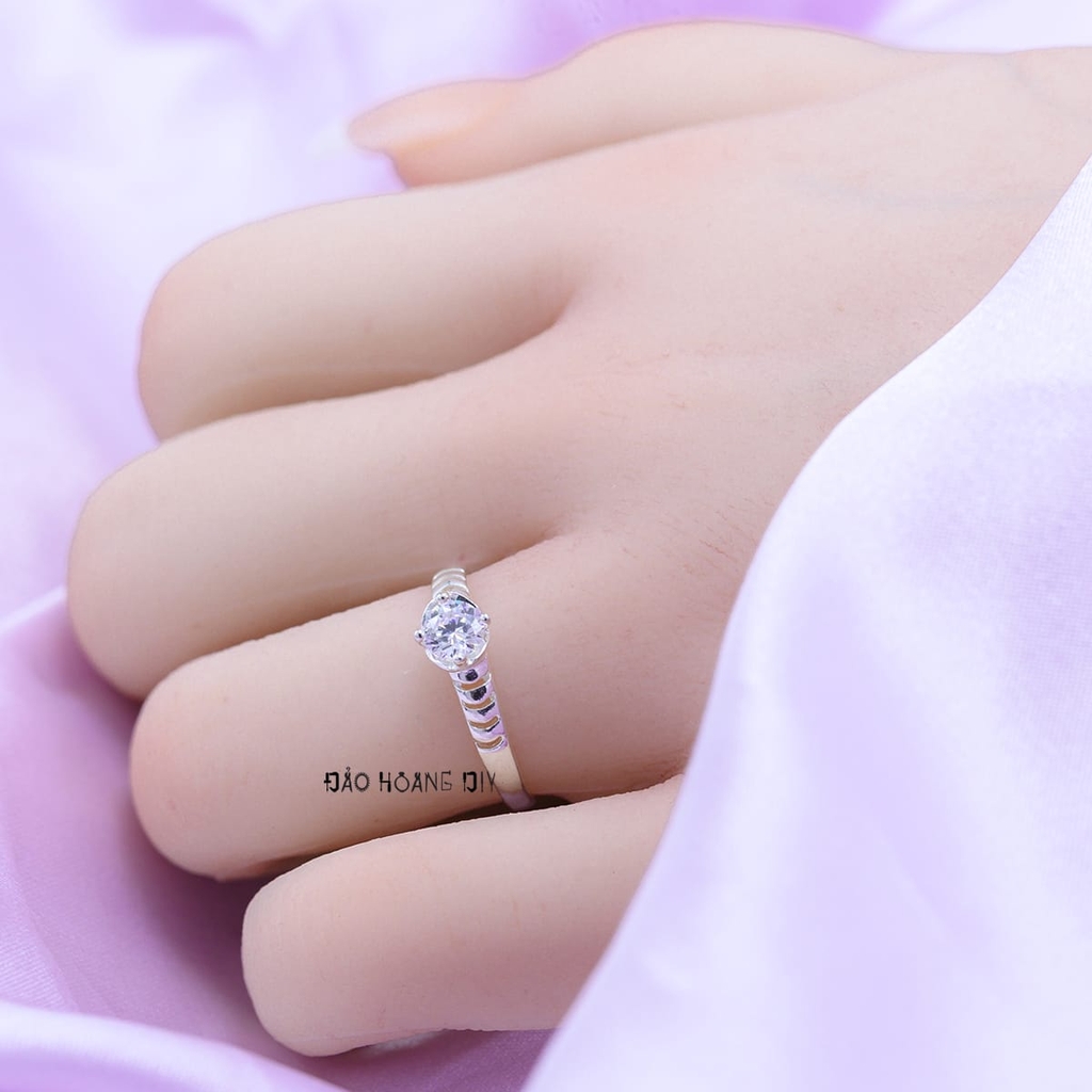 Nhẫn Bạc Nữ Thiết Kế Đính Đá Sang Trọng N2409020074
