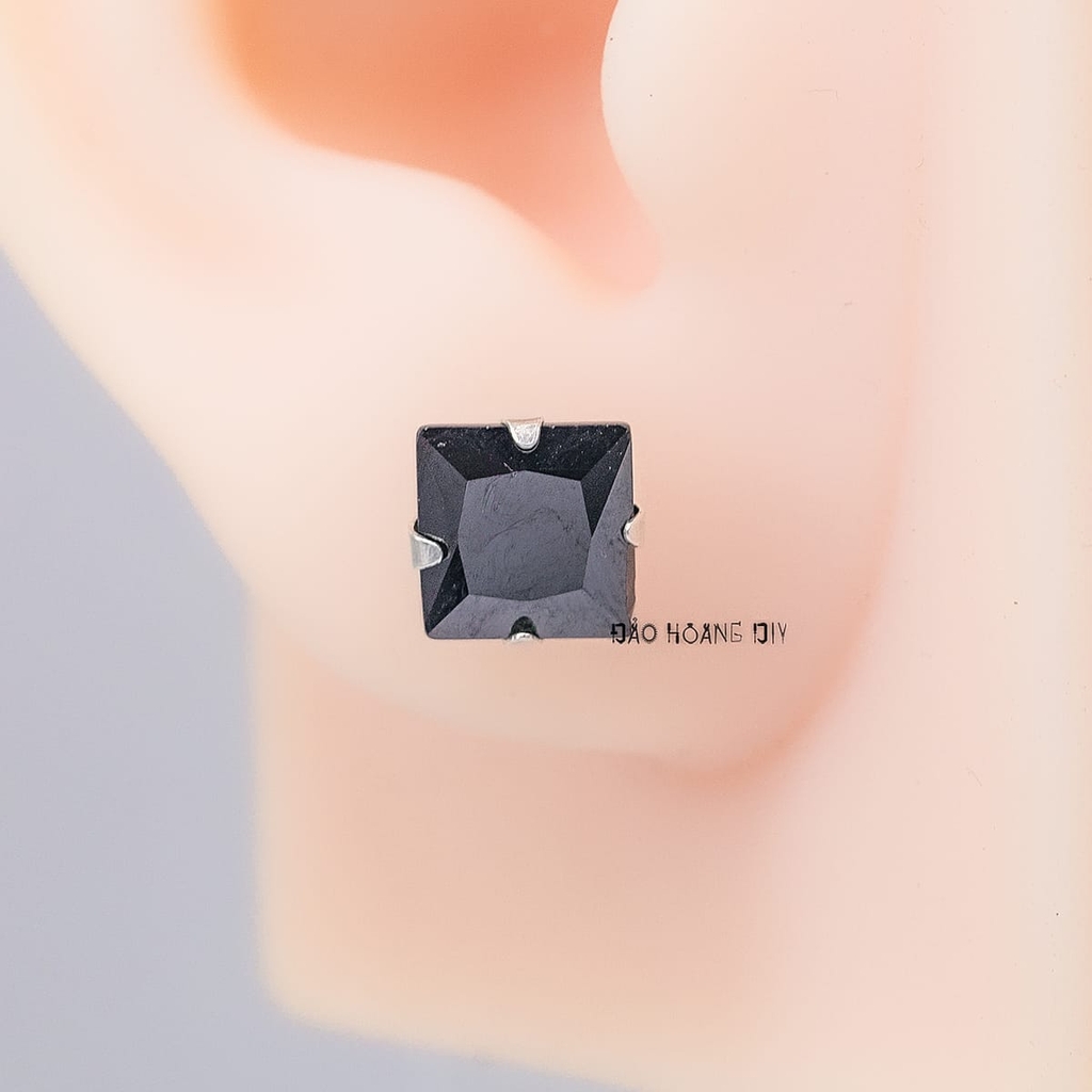 Bông Tai Bạc Nữ Kiểu Nụ Đá Đen Vuông To Sang Trọng H2410220053