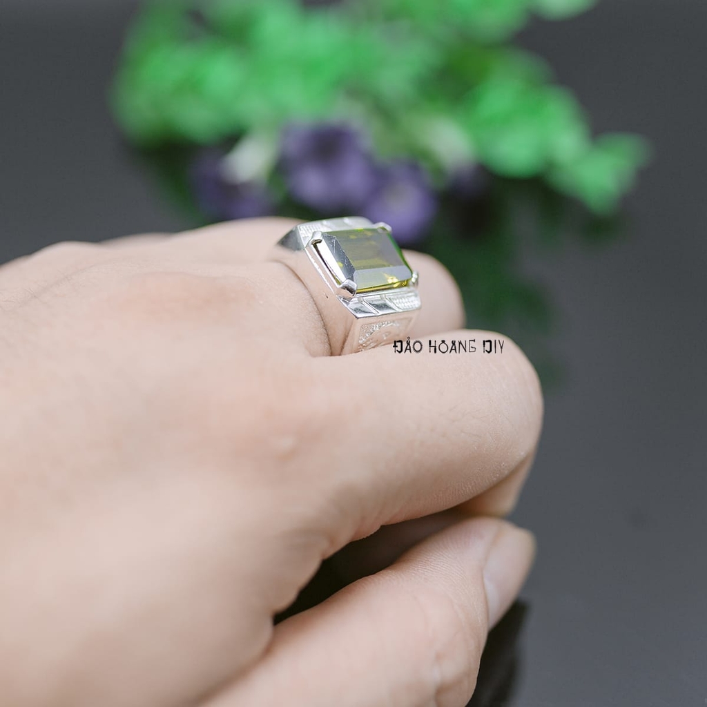 Nhẫn Bạc Nam Phong Thủy Đá Xanh Lục N2408080019