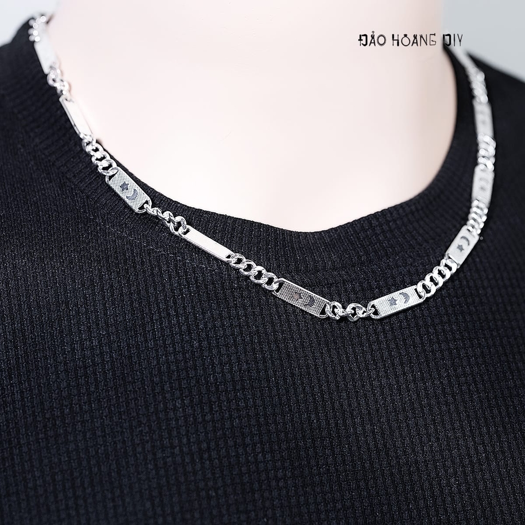 Dây Chuyền Bạc Nam Kiểu Dẹt Hình Trăng Sao D2411210004