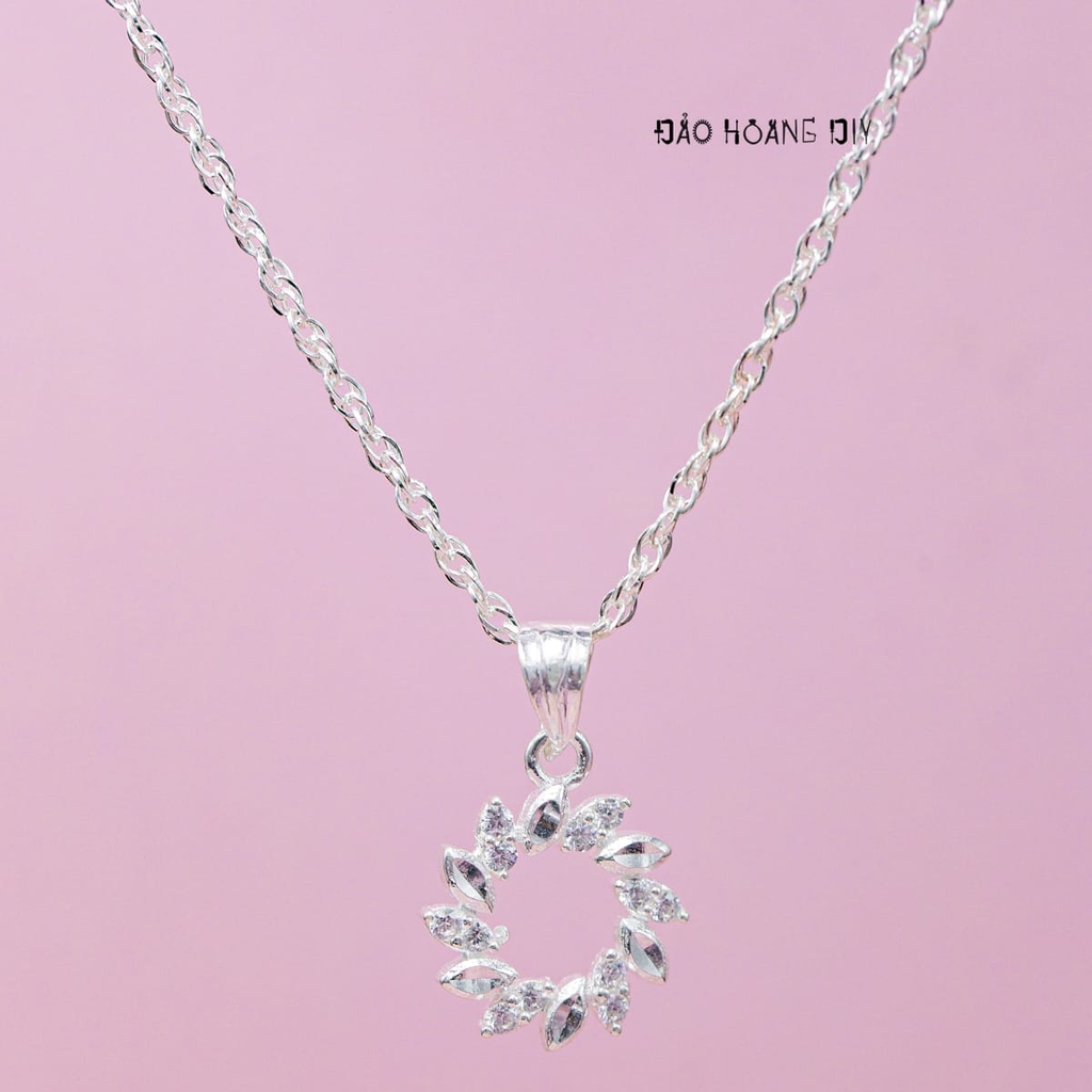 Dây Chuyền Bạc Nữ S990 Vòng Nguyệt Quế Xinh Xắn D2411130003