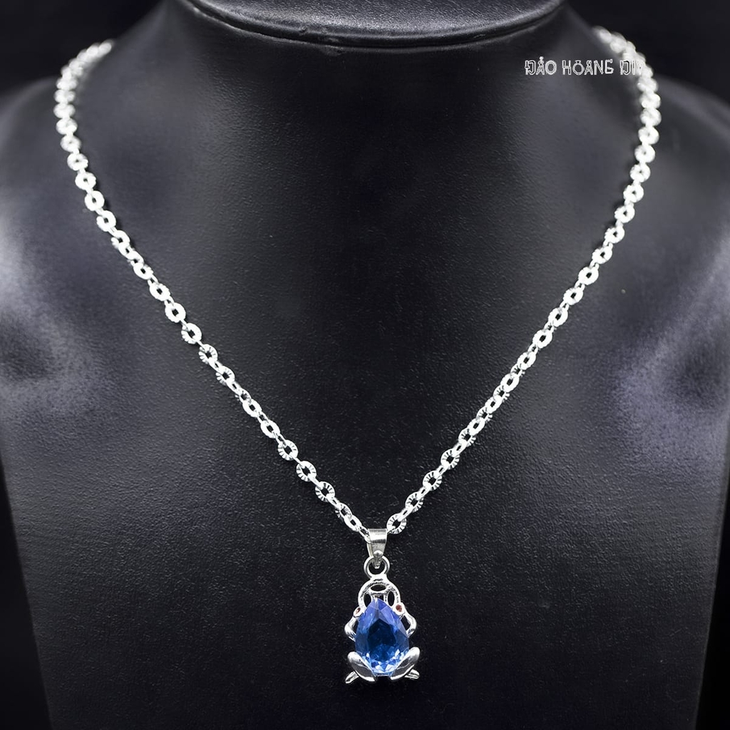 Mặt Dây Chuyền Bạc Nữ Phong Thủy Cóc Ngậm Kim Tiền Đá Xanh Dương M2409260026