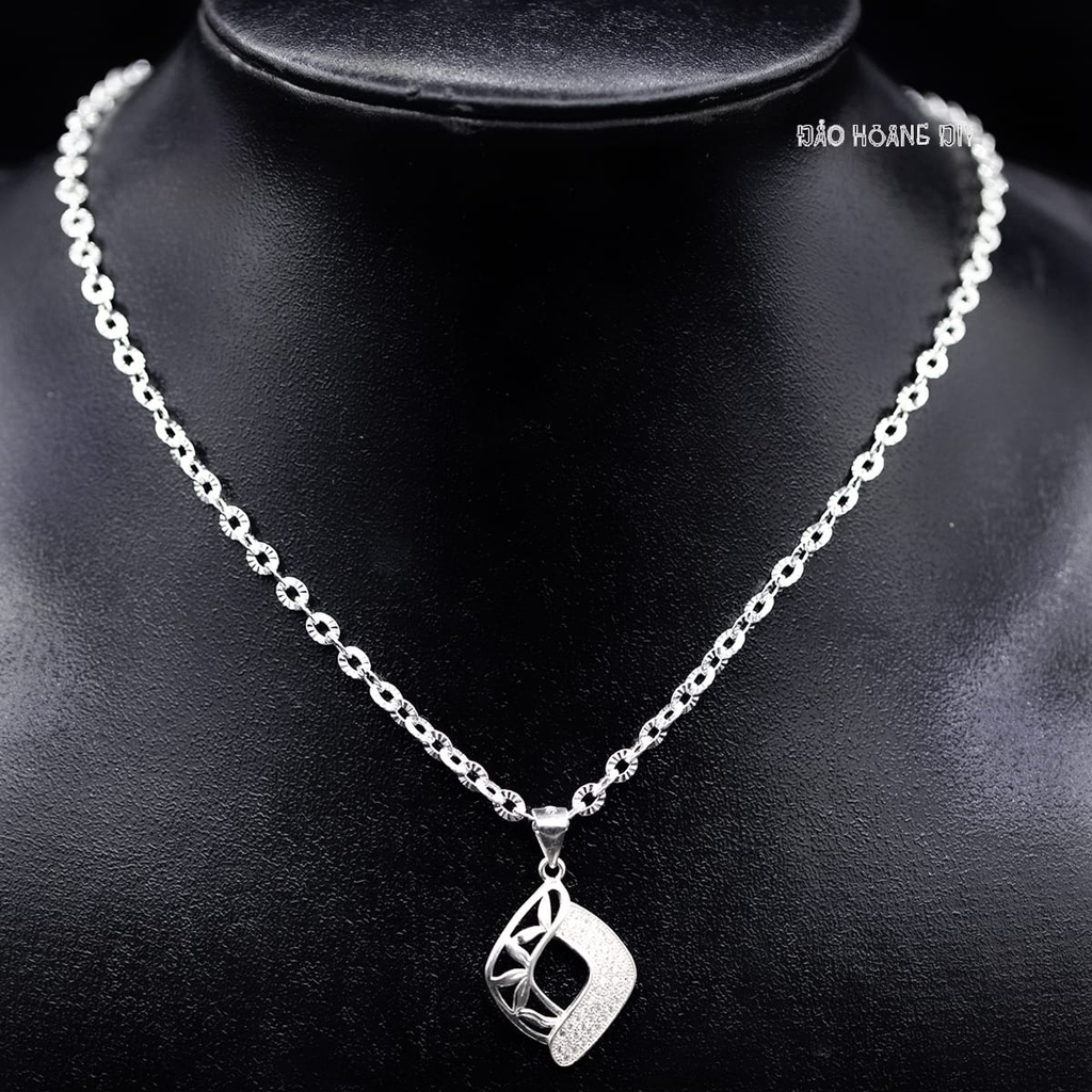 Mặt Dây Chuyền Bạc Nữ S925 Hình Thoi Đính Đá Một Bên Lấp Lánh M2409230075