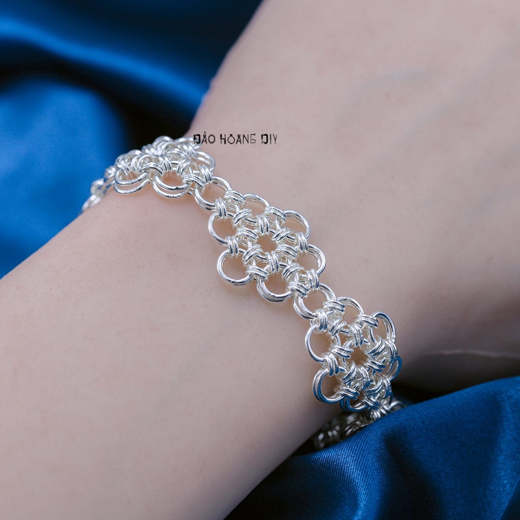 Lắc Tay Bạc Nữ Hình Bông Hoa Kết Hợp Từ Nhiều Vòng Tròn Nhỏ