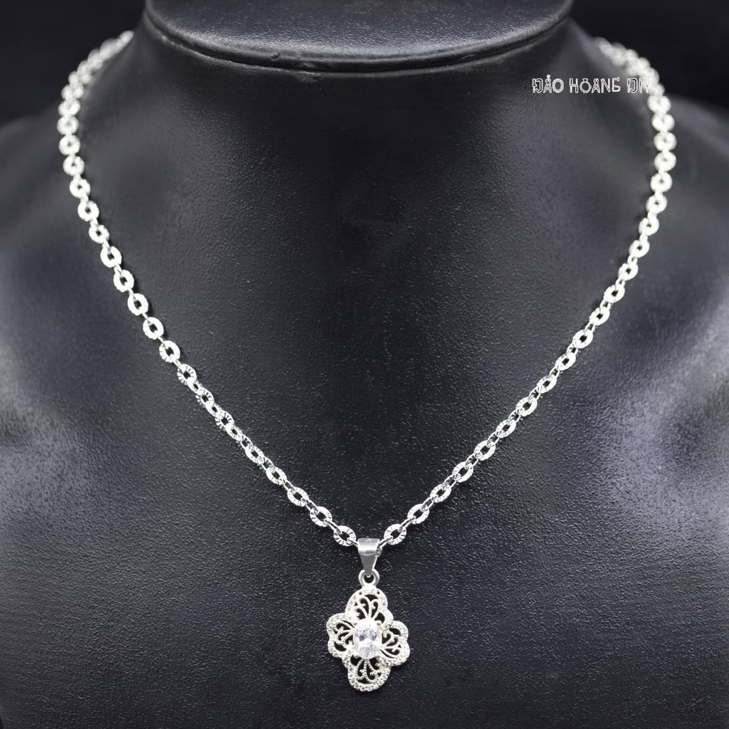 Mặt Dây Chuyền Bạc Nữ S925 Hoa 4 Cánh Đá Oval Sang Trọng M2409230009