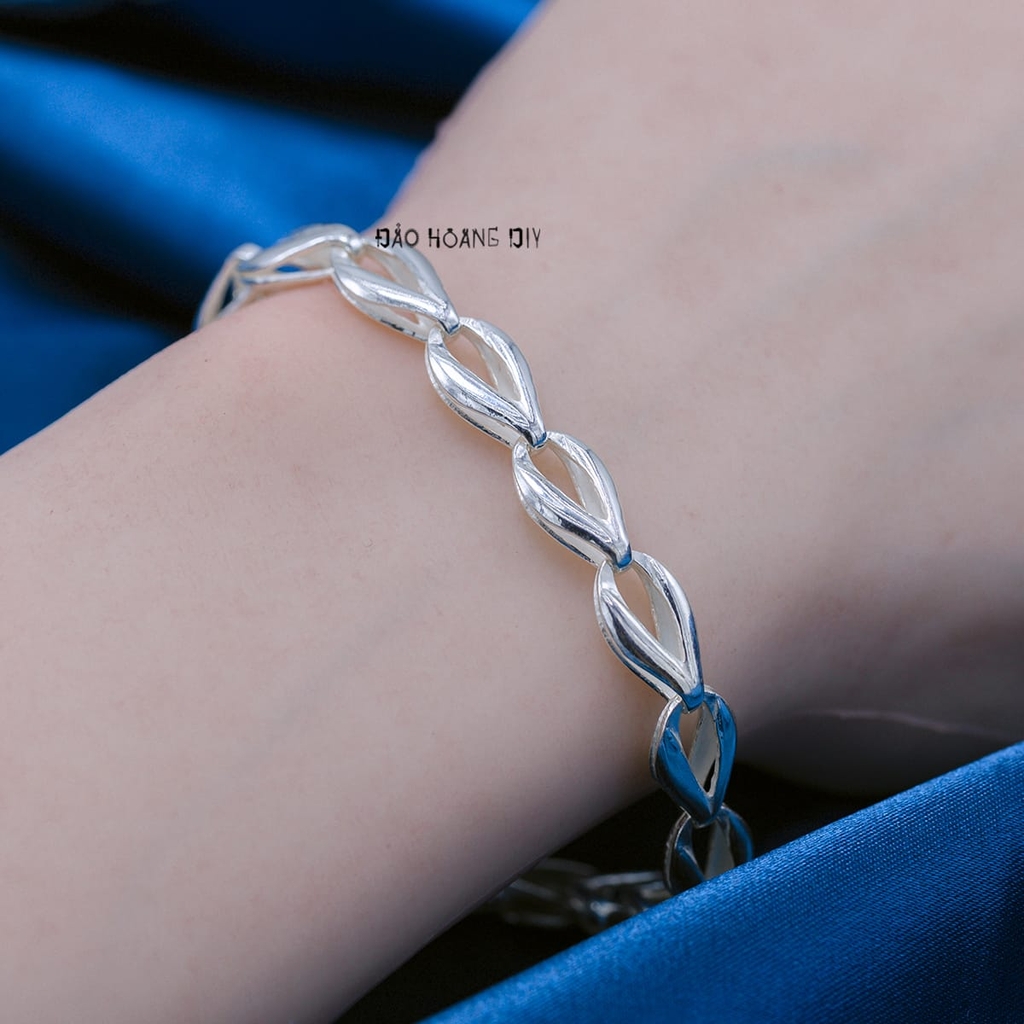 Lắc Tay Bạc Nữ Hình Chiếc Lá Trơn Sáng Đẹp