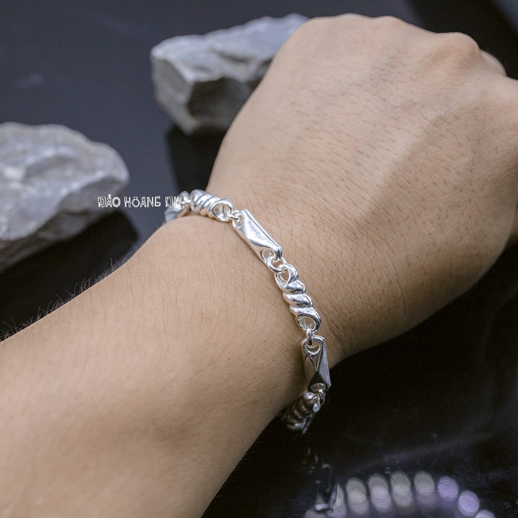 Lắc Tay Bạc Nam Bản Nhỏ Kiểu Móc Xoắn L2410060019