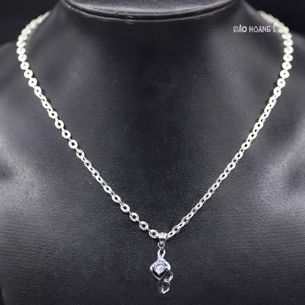 Mặt Dây Chuyền Bạc Nữ S925 Thiết Kế Đơn Giản Đính Đá Lấp Lánh M2409210002