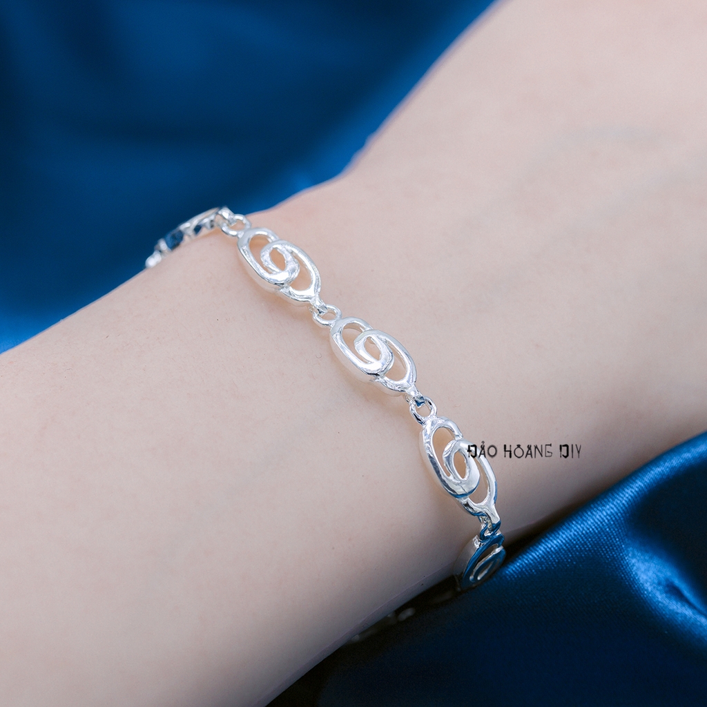 Lắc Tay Bạc Nữ Thiết Kế Mang Phong Cách Đơn Giản  L2410080022