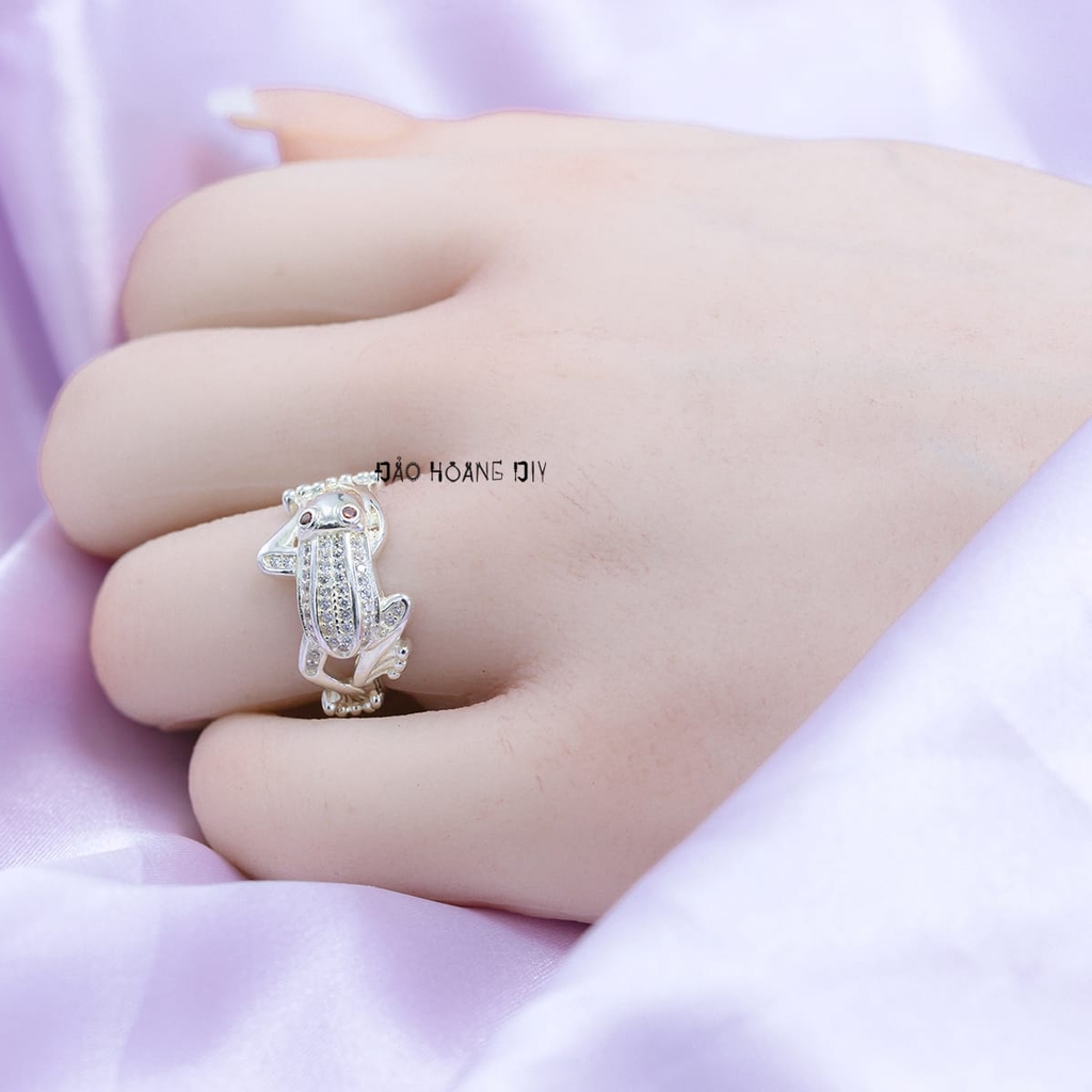 Nhẫn Bạc Nữ Con Ếch Đính Đá Sang Trọng N2409030022