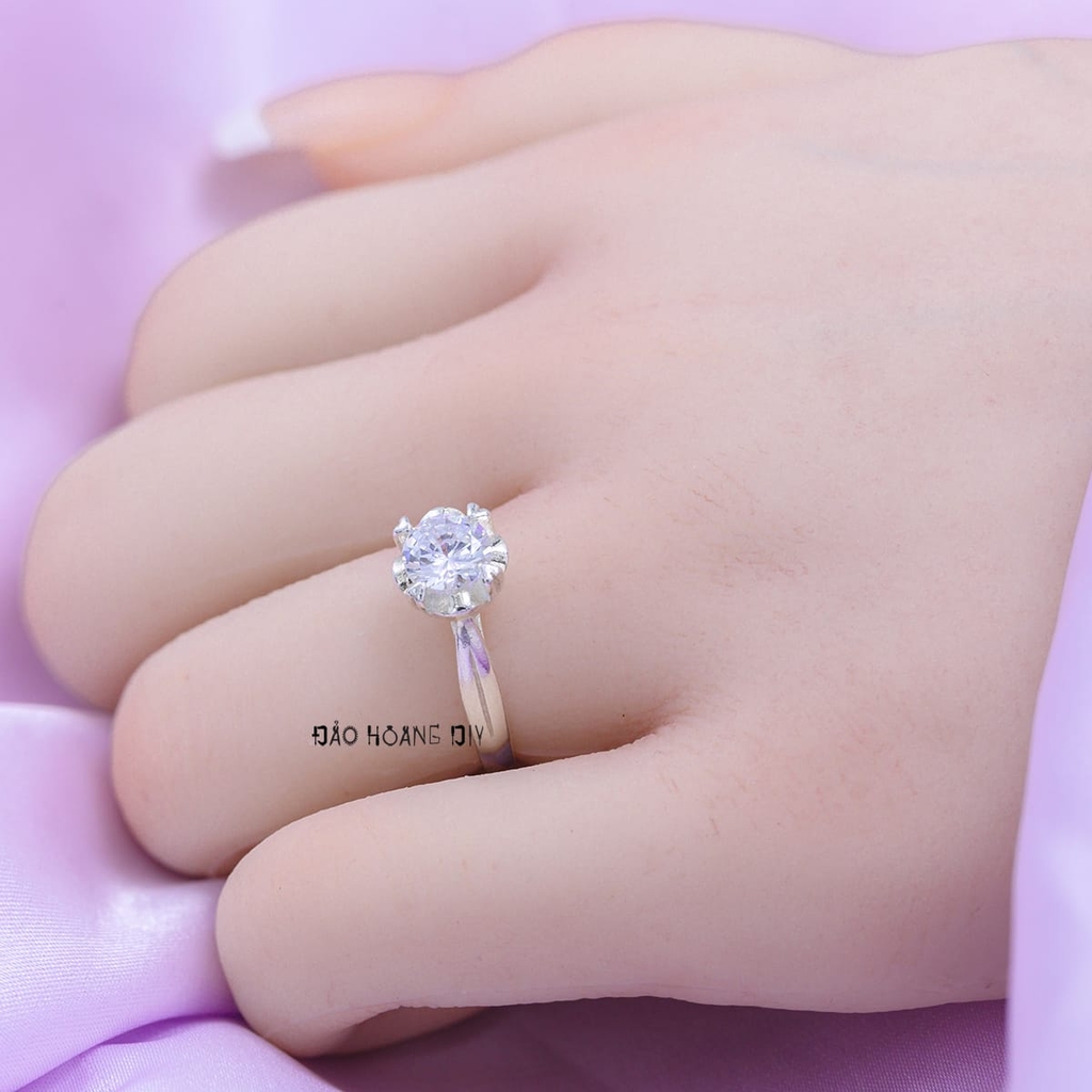 Nhẫn Bạc Nữ Đính Đá Sang Trọng