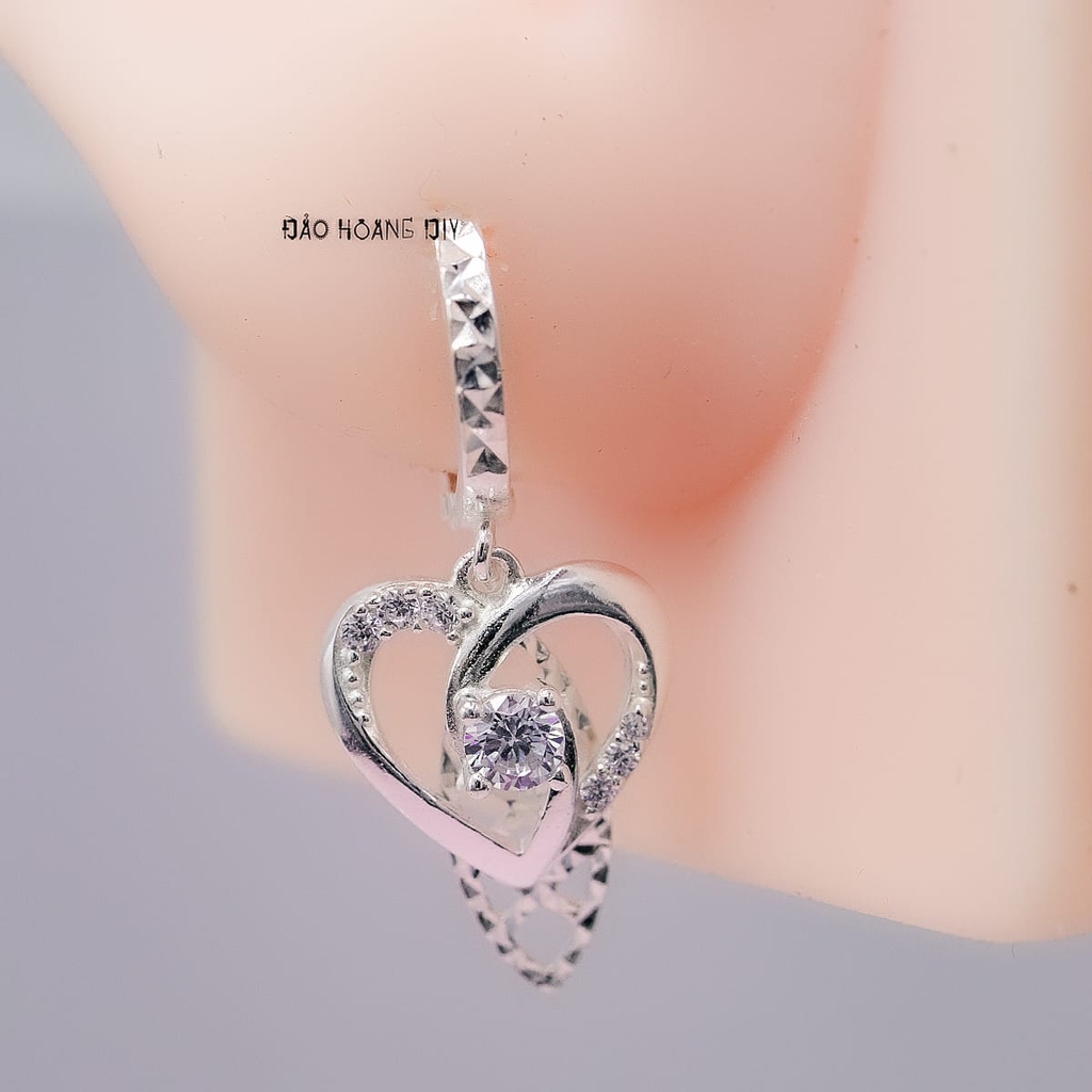 Bông Tai Bạc Nữ Khong Tròn Hình Trái Tim Cách Điệu Trẻ Trung H2410260023