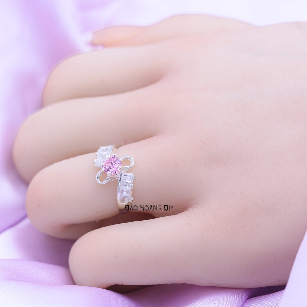 Nhẫn Bạc Nữ Phong Thủy Đá Hồng N2409040089