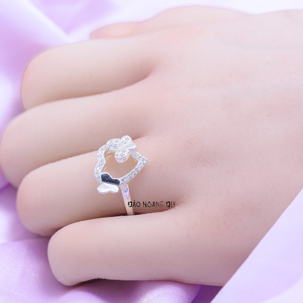 Nhẫn Bạc Nữ Trơn Thiết Kế Trái Tim Đính Đá N2408250070
