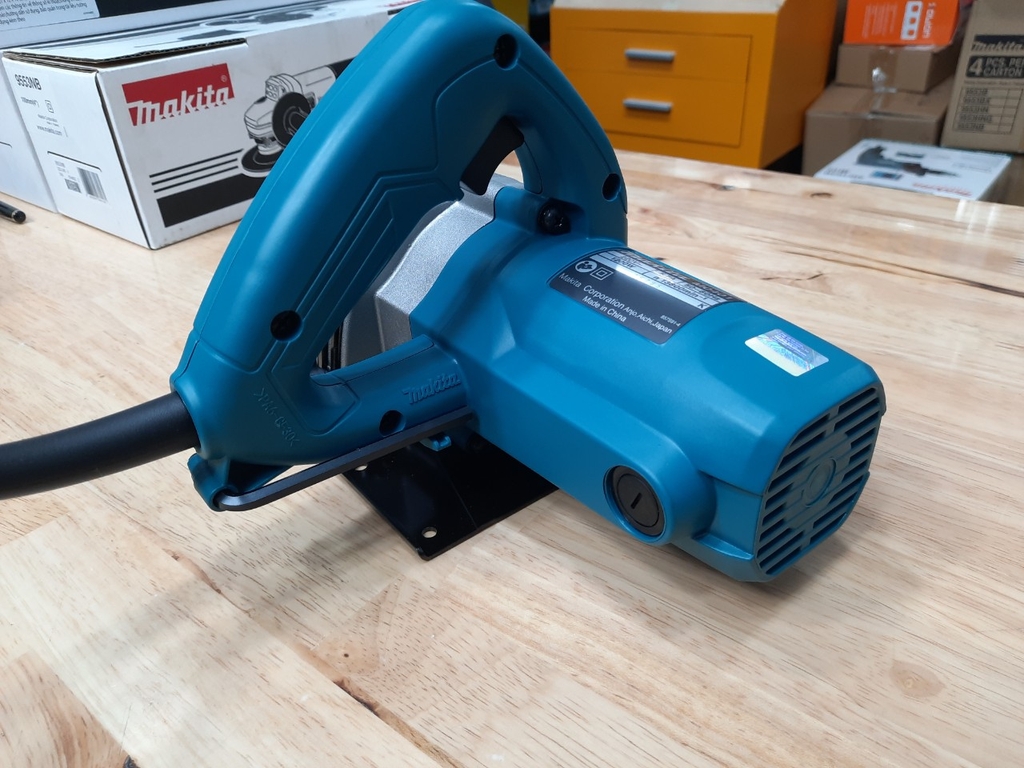 Makita 1200W Tile Cutter M0401B 110mm 220V