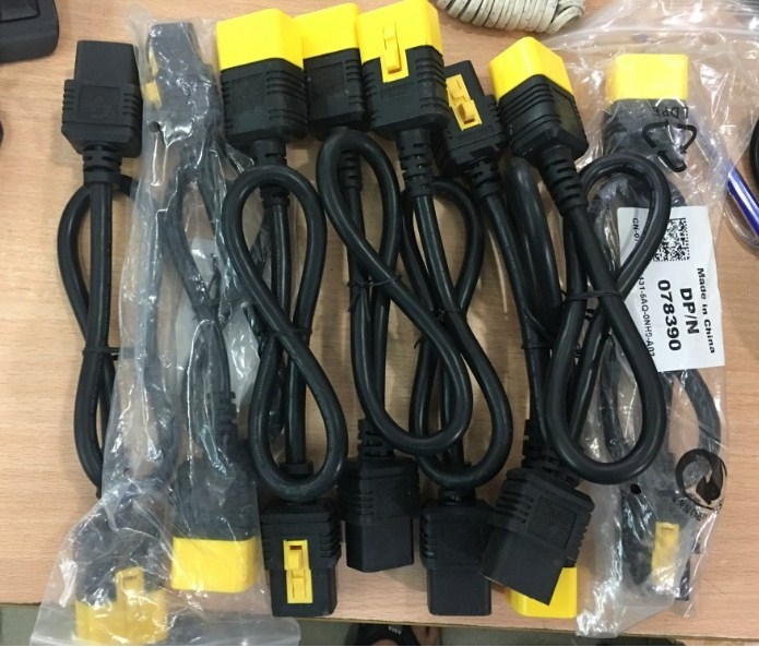 Dây Nguồn Chính Hãng APC PDU Server Volex VAC20KC VAC19KS IEC60320 V-Lock C19 To V-Lock C20 16A 250V 14AWG 3x2.08mm For Máy Chủ Và Cisco Router Length 0.6M