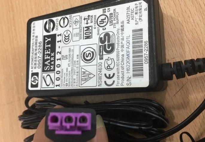 Adapter Original 30V 333mA HP Hewlett Packard 0957-2286 For Deskjet 2050 J510 All-in-One Connector Size 3PIN
