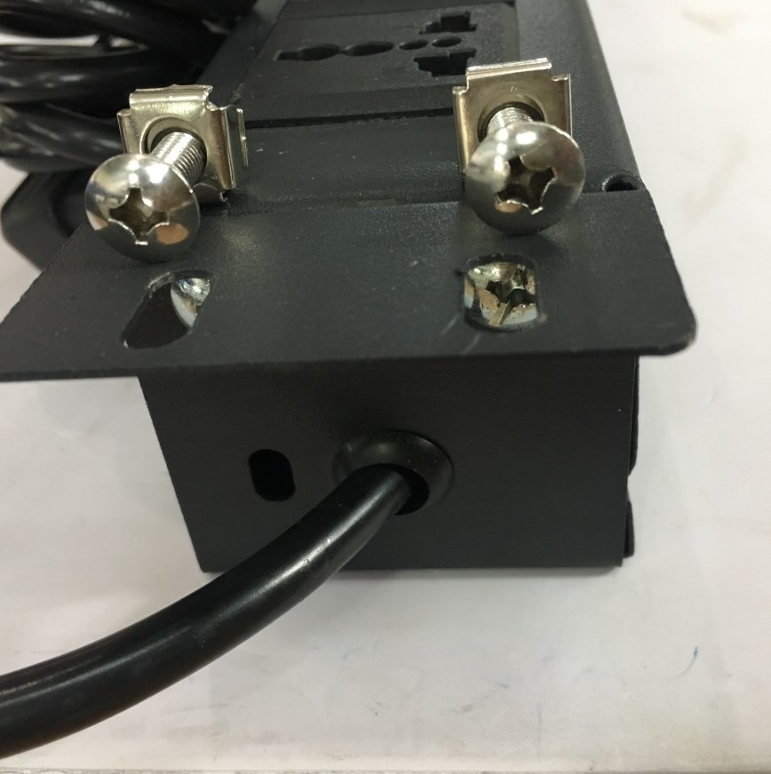 Thanh Phân Phối Nguồn Điện Máy Chủ PDU Công Suất Max 16A Universal 8 Way Outlet Networking For 1U Rack Mount 19 Input C20 Plug With Power Cord 3x1.5mm Cable Length 2.5M