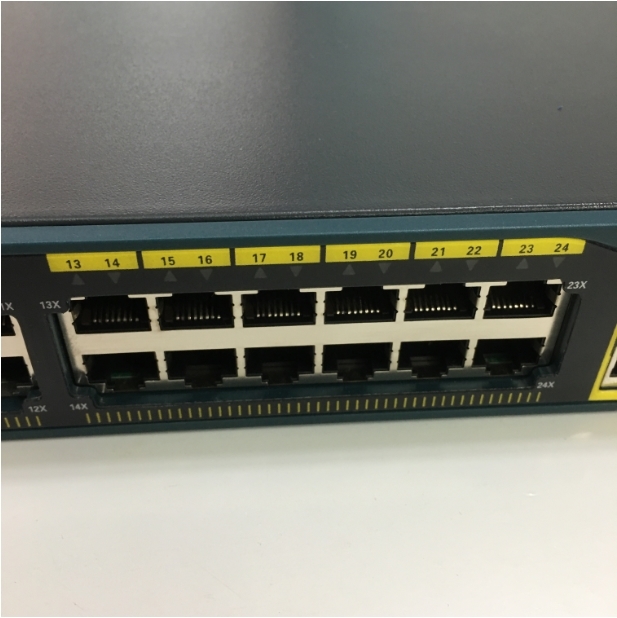 Switch Cisco WS-C2960-24TC-L Cisco Catalyst 2960 Plus 24 Port 10/100 + 2T/SFP LAN Base