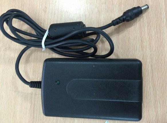Adapter Original LI-SHIN-LSE9802A1240 12V 3.33A 40W Connector Size 5.5mm x 2.1mm