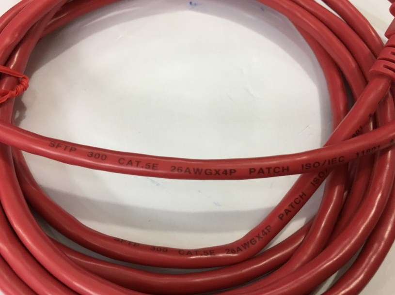 Dây Nhẩy EFB-Elektronik Cat5E SF/UTP 26AWG Gigabit Ethernet LAN PATCHKABEL Straight-Through Cable PVC CCA Jacketed RED Length 3M