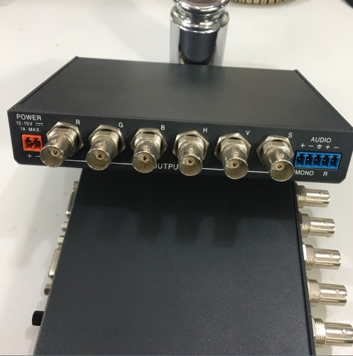 Bộ Chia Tín Hiệu Extron Universal Computer Video and Audio Interface RGB192V