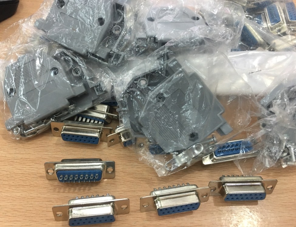 Rắc Hàn Cổng DSUB DB-15-SS 15 Pin Female D-Sub 2 Row Chassis Mount Solder Connector Plug DB15 Connector Và Vỏ Ốp