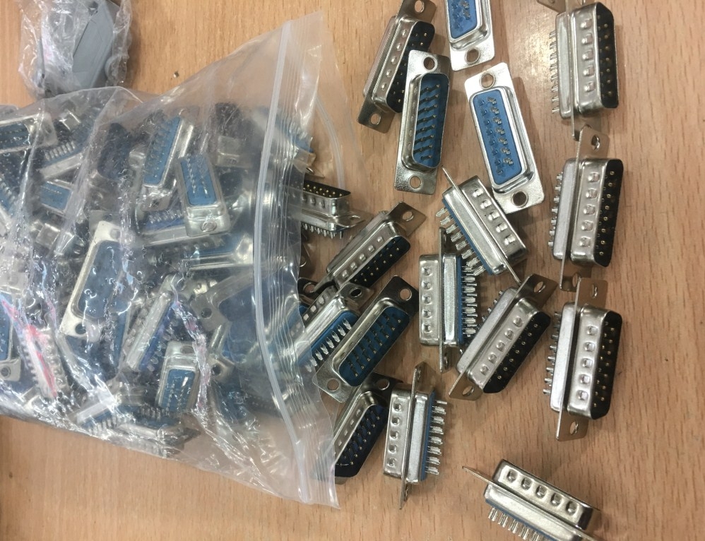 Rắc Hàn Cổng DSUB DB-15-SP 15 Pin Male D-Sub 2 Row Chassis Mount Solder Connector Plug DB15 Connector Và Vỏ Ốp