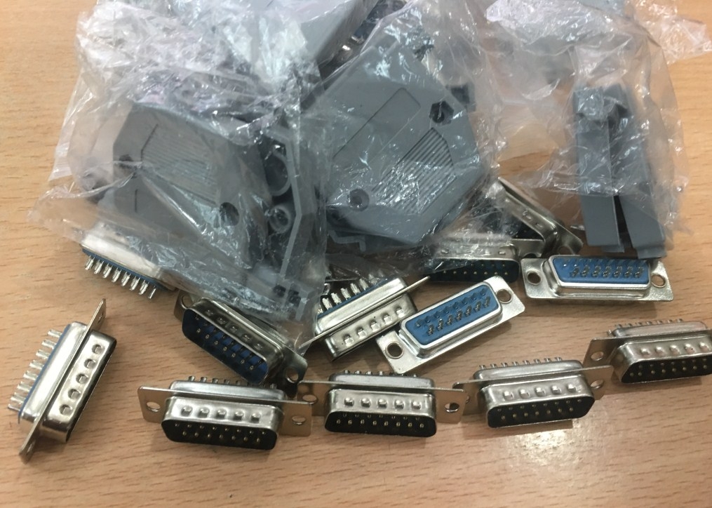 Rắc Hàn Cổng DSUB DB-15-SP 15 Pin Male D-Sub 2 Row Chassis Mount Solder Connector Plug DB15 Connector Và Vỏ Ốp
