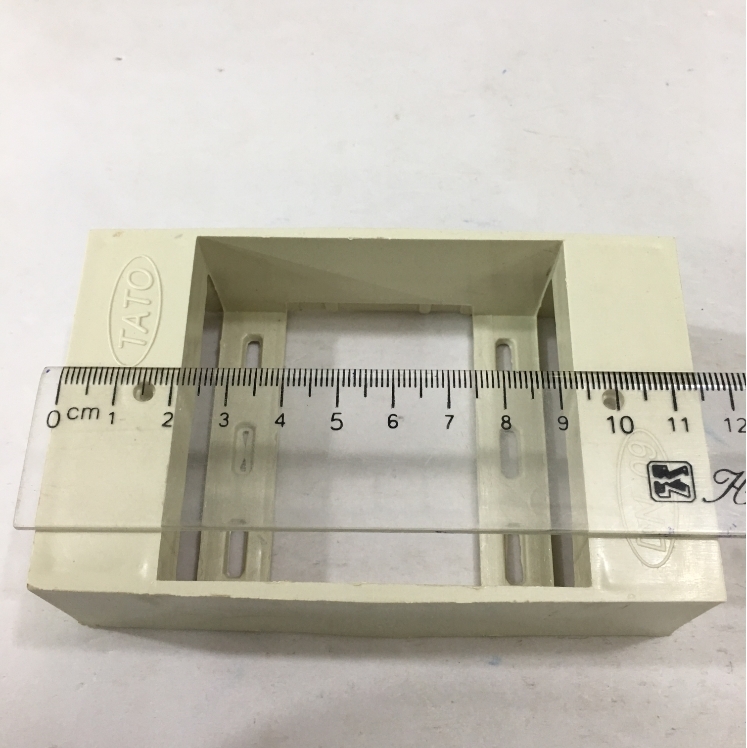 Đế Lắp Nổi Chữ Nhật TATO DN-09 WallPlate Network RJ45 Back Plate Wall Mount box 115x70x33mm