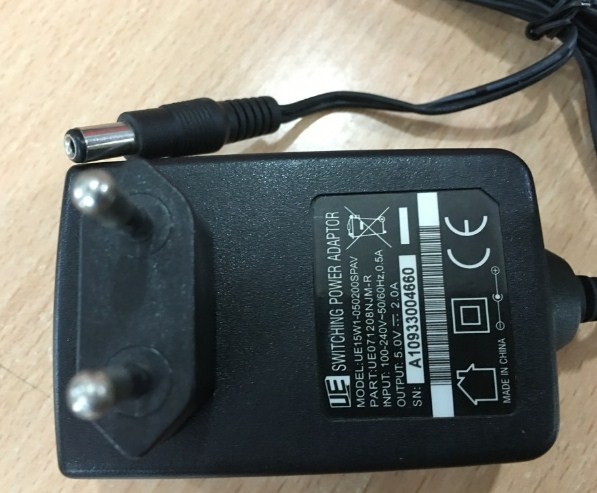 Adapter Original UE15W1-050200SPAV 5V 2A For Máy chấm công bằng thẻ cảm ứng AbriVISION ABS 300 Connector Size 5.5mm x 2.5mm