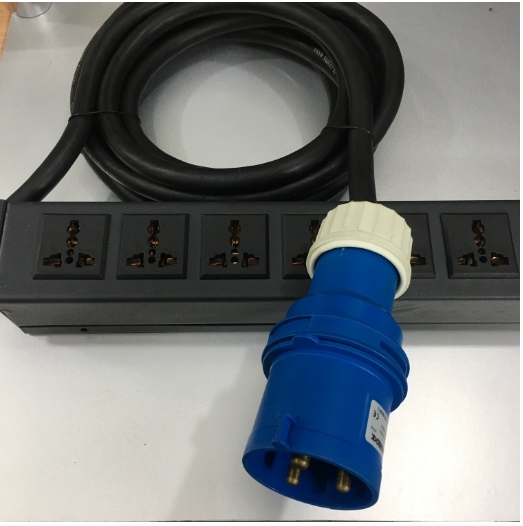 Thanh Nguồn PDU 1U Rack 19 8 Way Universal UK Outlet Công Suất Max 32A 250V to IP44 IEC309-2 Plug Power Cord 3x4.0mm Length 4.5M