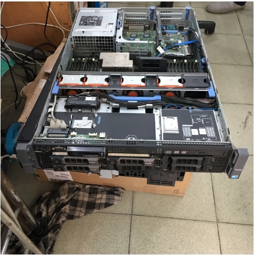 Máy Chủ Dell PowerEdge R710 Intel Xeon E5520 1 x 2.26Ghz  DVD RAM 16 GB For Rack Mountable 2U Hàng Đã Qua Sử Dụng